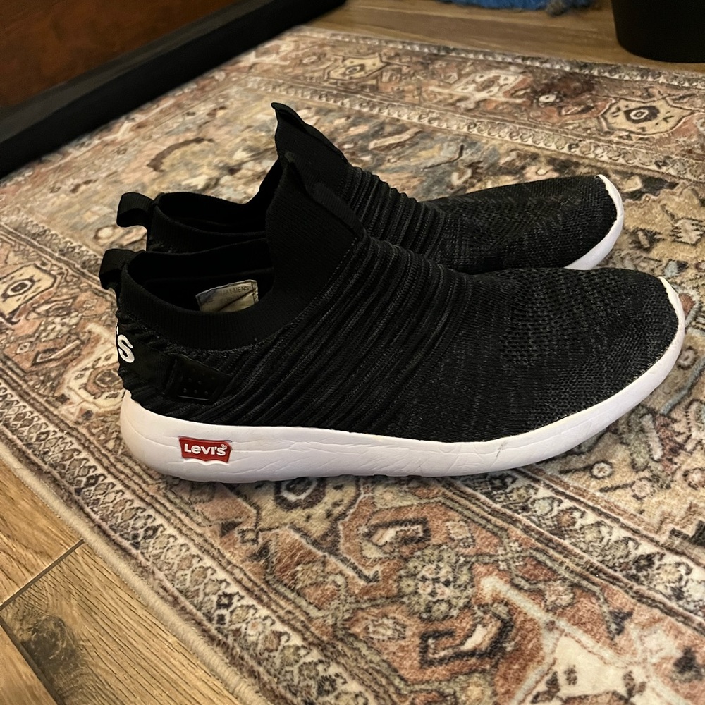 Black Men’s Levi Runners